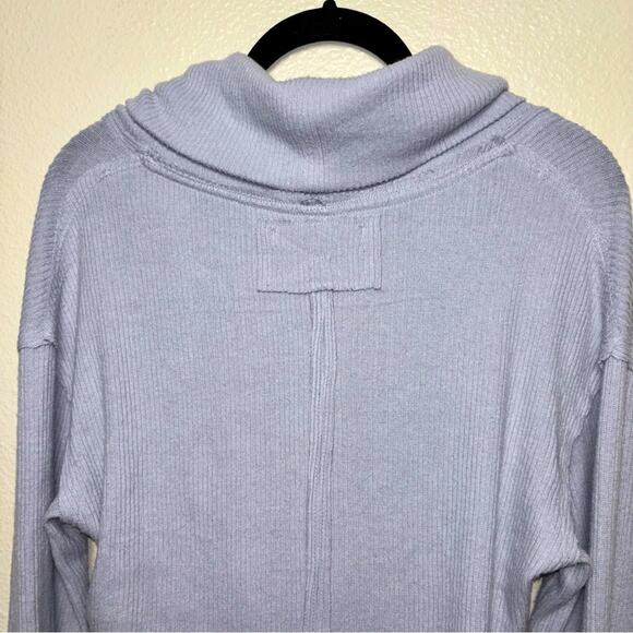 We the Free Hold Me Close Pullover sweater Women's Medium Sky Blue Purple - Picture 13 of 16